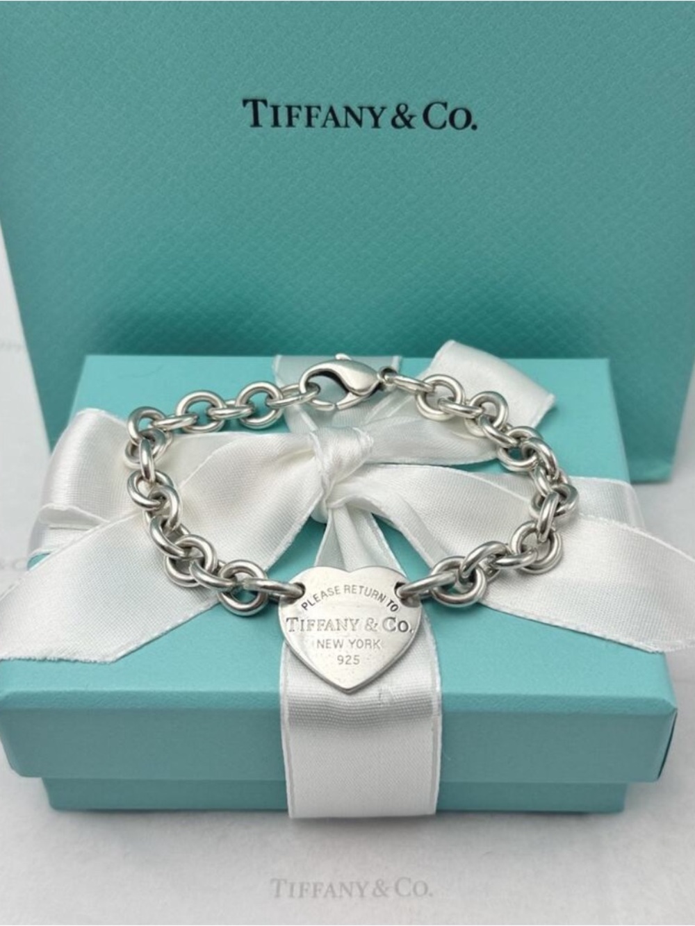 Tiffany & Co. Return to Tiffany Heart Tag Bracelet Sterling Silver 8.5” Gitt Box